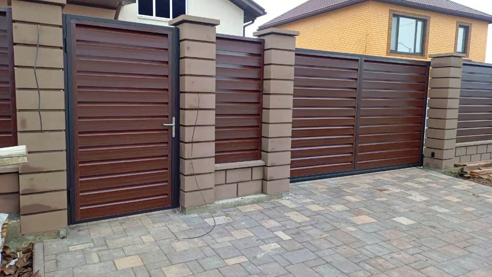 Фото 1 Забор жалюзи ХайТек Бордовый Венге Steelart двусторонний